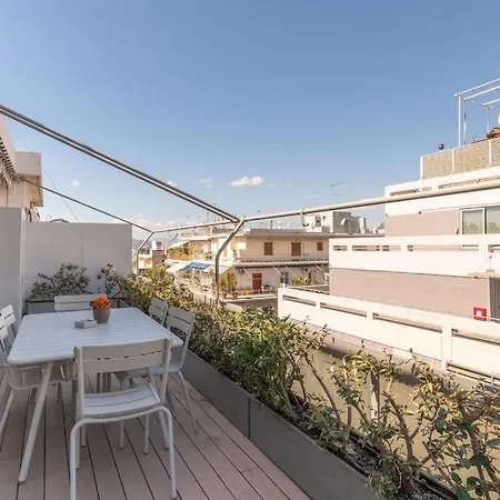 The Hostmaster Metropolitan Penthouse