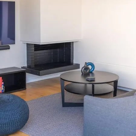 The Hostmaster Metropolitan Penthouse Apartment Athens
