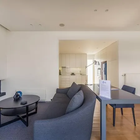 The Hostmaster Metropolitan Penthouse Apartment